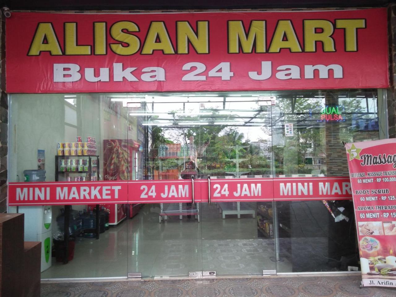 Wisma Bintang Lima Pekanbaru Exterior photo